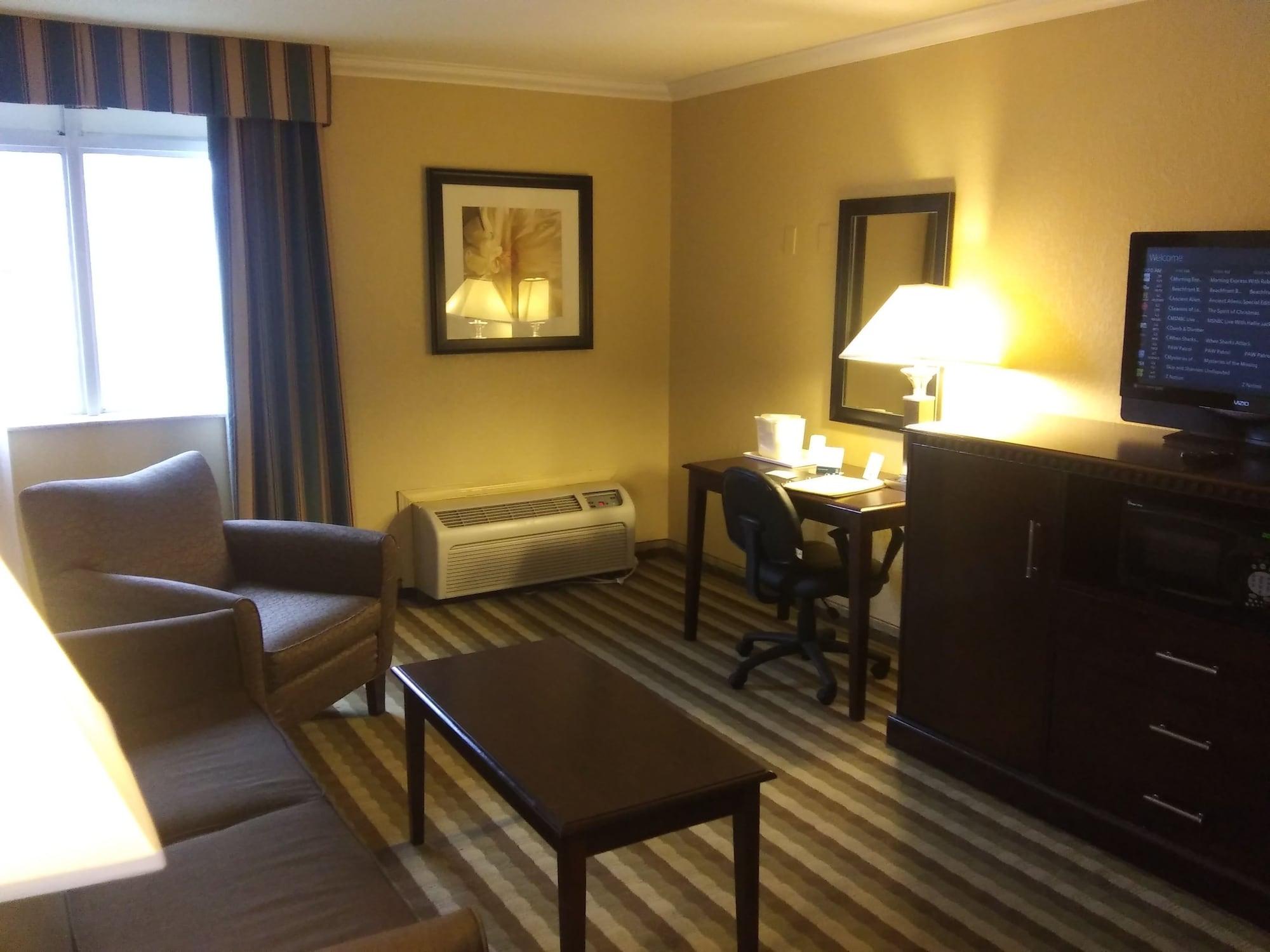 Quality Inn And Suites Fairgrounds - Syracuse Seneca Knolls Экстерьер фото