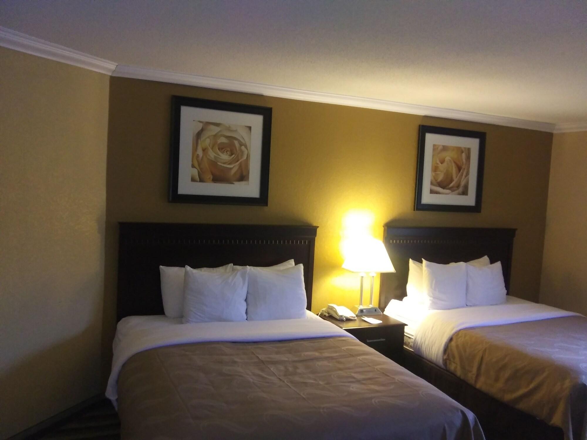 Quality Inn And Suites Fairgrounds - Syracuse Seneca Knolls Экстерьер фото