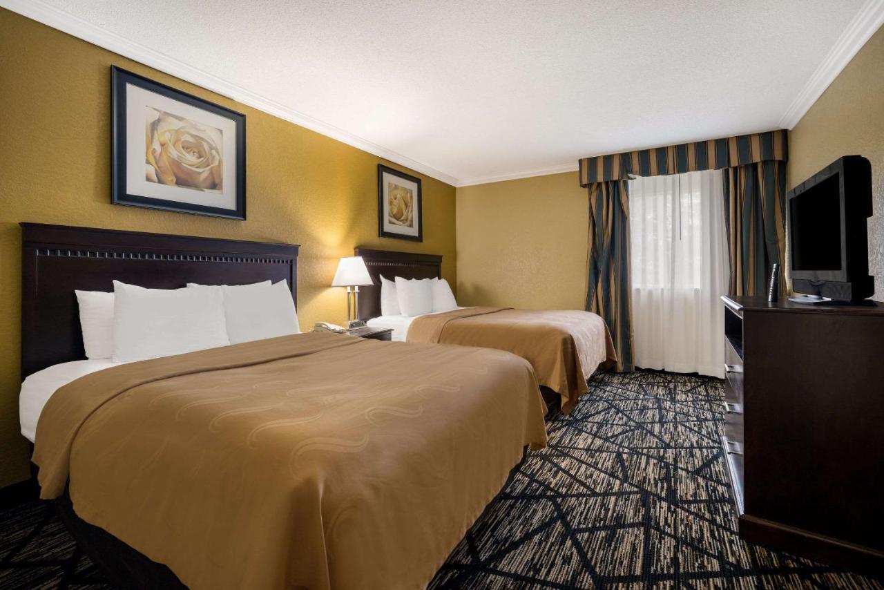 Quality Inn And Suites Fairgrounds - Syracuse Seneca Knolls Экстерьер фото