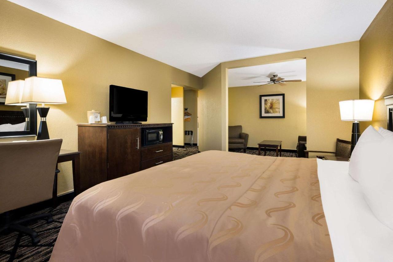Quality Inn And Suites Fairgrounds - Syracuse Seneca Knolls Экстерьер фото